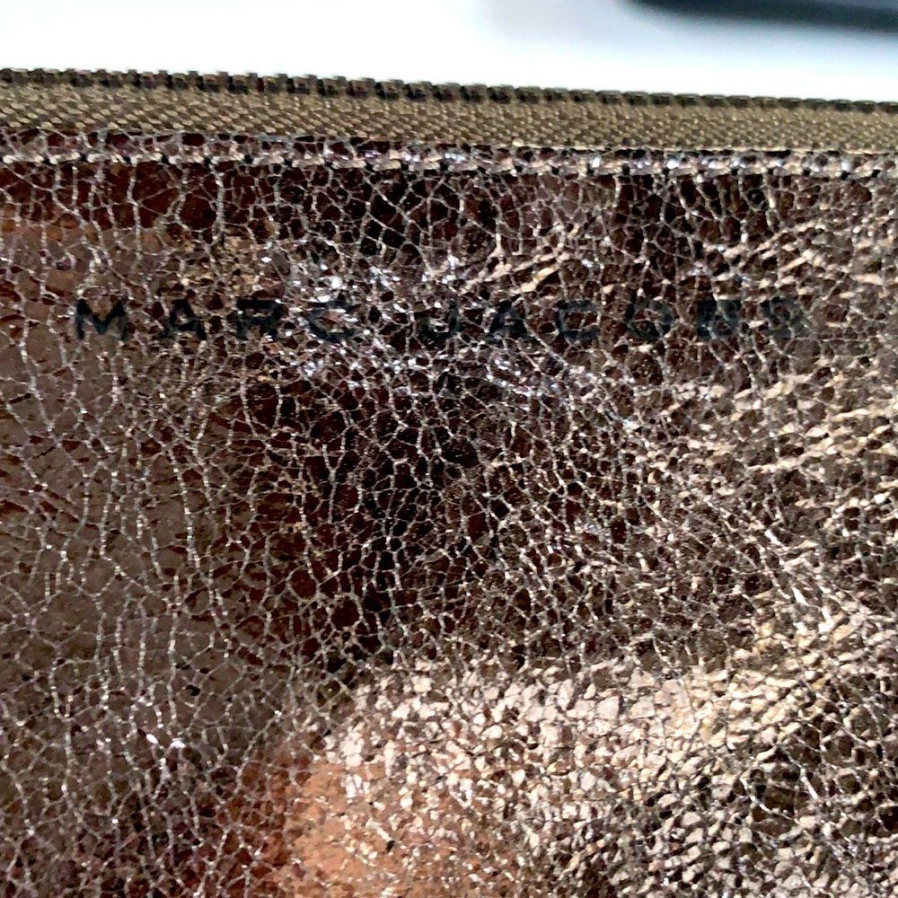 MARC JACOBS LEATHER POUCH